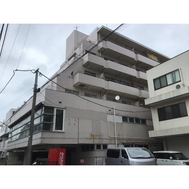 松岡ビルの外観|建物外観を気になさる方へ、見た目の良い物件です