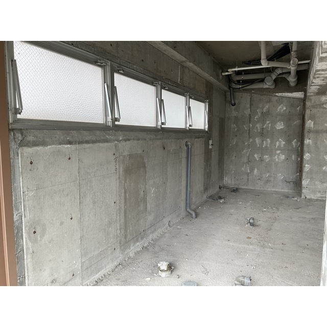 松岡ビルの居間・リビング|こちらの居間で趣味の時間をお楽しみください