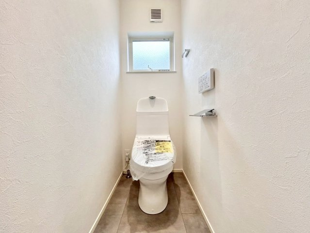 世田谷区瀬田5丁目　新築戸建　残2棟のトイレ|現地写真(2025.10.03撮影)