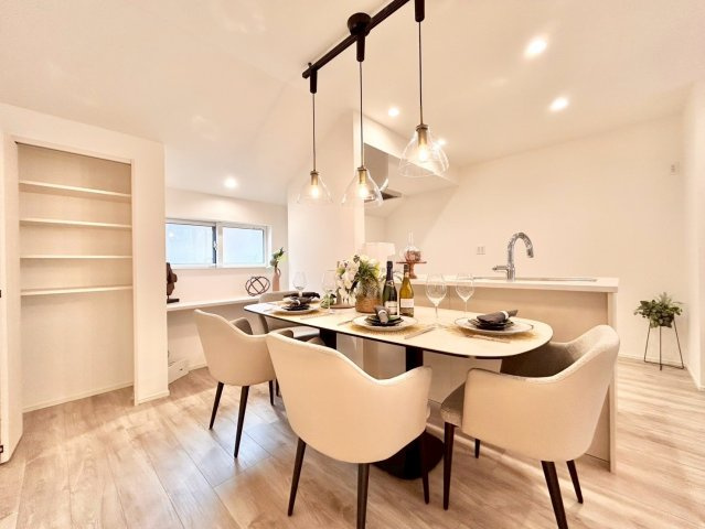 世田谷区瀬田5丁目　新築戸建　残2棟の居間・リビング|現地写真(2025.10.03撮影)