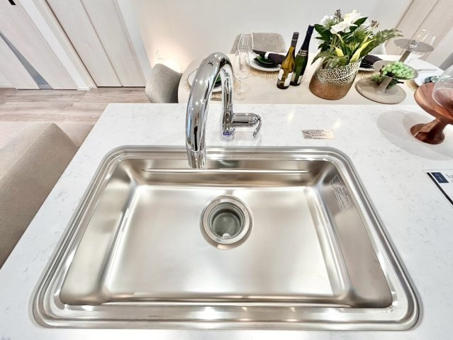 世田谷区瀬田5丁目　新築戸建　残2棟のキッチン|現地写真(2025.10.03撮影)