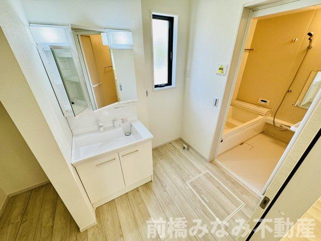 前橋市日吉町4丁目2期　限定1棟　ずっとプラス　新築建売の独立洗面台|朝の支度にも助かる、独立の洗髪洗面化粧台