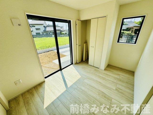 前橋市日吉町4丁目2期　限定1棟　ずっとプラス　新築建売の洋室|明るい洋室です