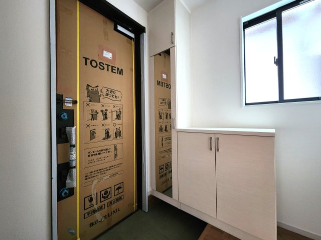 春日市天神山4丁目第2-1棟（1号棟）の防犯設備|二重ロックでしっかり防犯対策ができます。