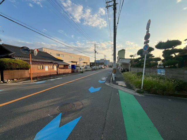 摂津戸建の周辺