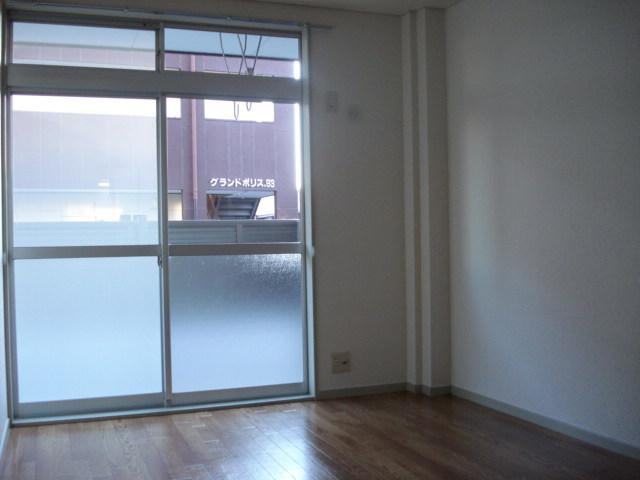 グランドポリス９２の居間・リビング|リビング（イメージ）