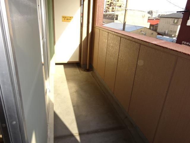 グランドポリス９２のバルコニー|ベランダ（イメージ）