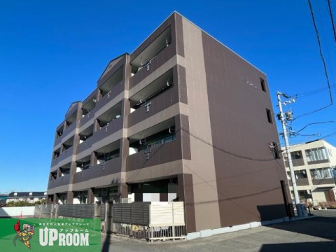 グランドポリス９２の外観