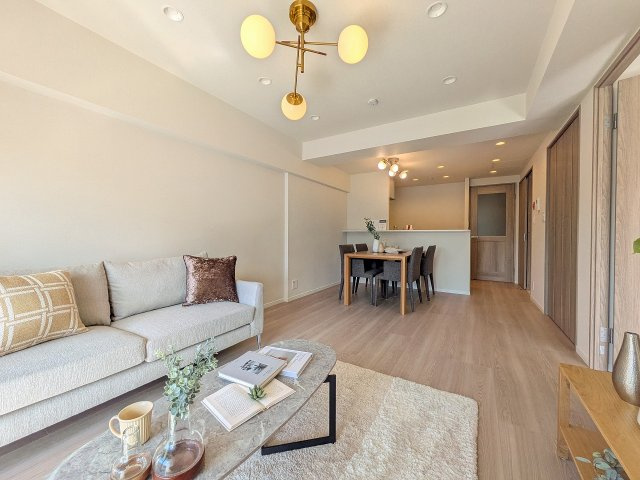 高尾パークハイツＡ棟の内装|～※家具・照明はディスプレイです～