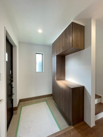 【玄関】 | 前橋市天川大島町　B号棟