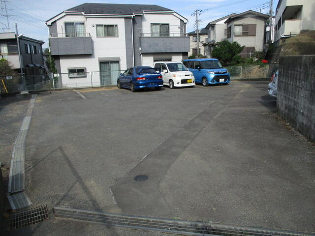 サンヴァレー田中の駐車場|敷地内駐車場あります（＾＾）