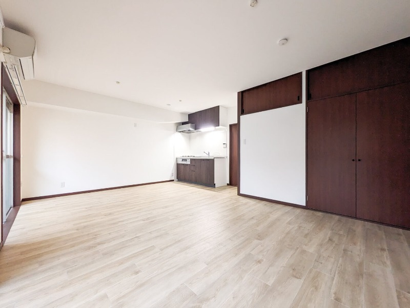 サンヴァレー田中の居間・リビング