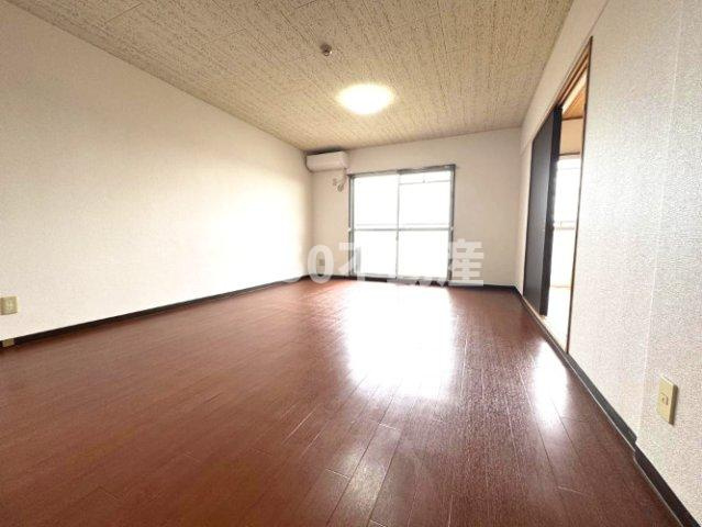 サンライズK1994の居間・リビング