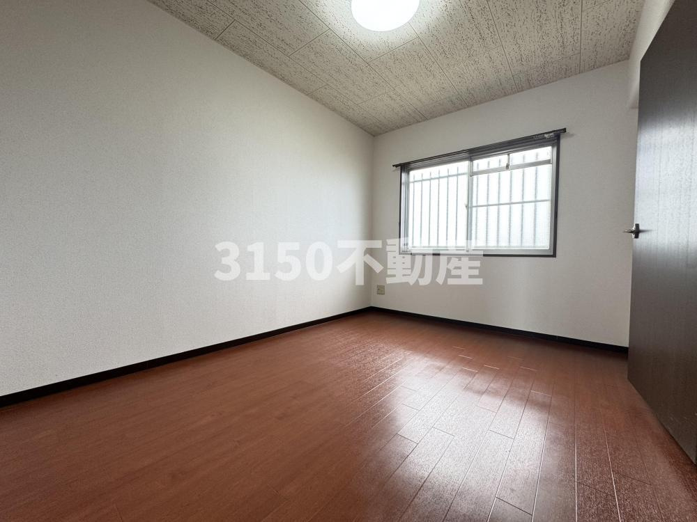 サンライズK1994の寝室