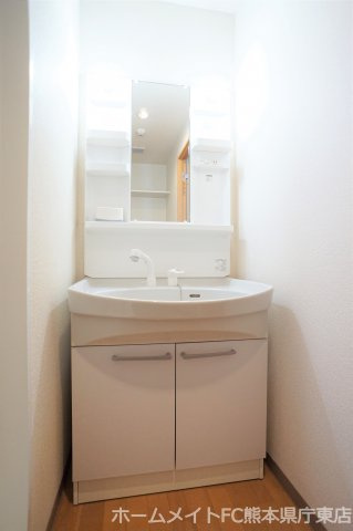 ヴィーナス・ヒルズ近見の独立洗面台