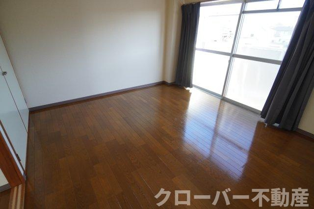 リーフコート宇多津の居間・リビング