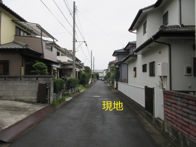中古戸建　熊谷市拾六間789-5（リフォーム住宅）の前面道路含む現地写真