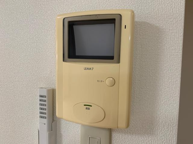 レジデンスコート東山の内装|カメラ付インターホン
