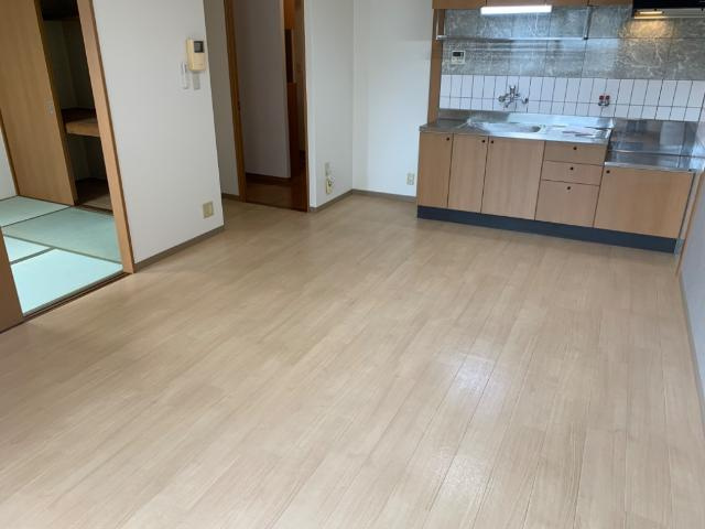 レジデンスコート東山の居間・リビング|リビング