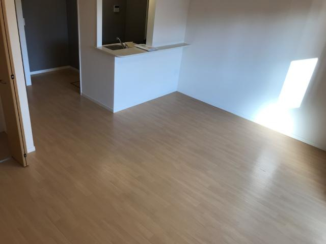 オーシャン・ステラの居間・リビング|12.6帖の南向きリビング