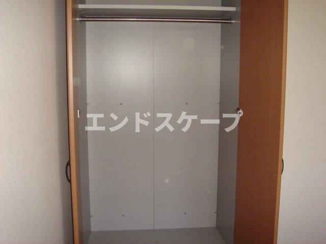 ヒーリングカーサＡの収納|クローゼット
高崎、前橋のお部屋探しはエンドスケープまで！お客様の理想お聞かせ下さい♪