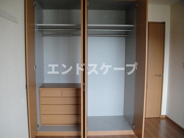 ヒーリングカーサＡの収納|クローゼット
高崎、前橋のお部屋探しはエンドスケープまで！お客様の理想お聞かせ下さい♪