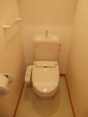 【トイレ】 | ブローテⅡ | 清潔感のあるトイレです