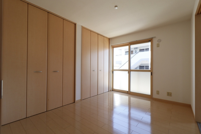 エスペランサＴＡＴＳＵＭＩの居間・リビング