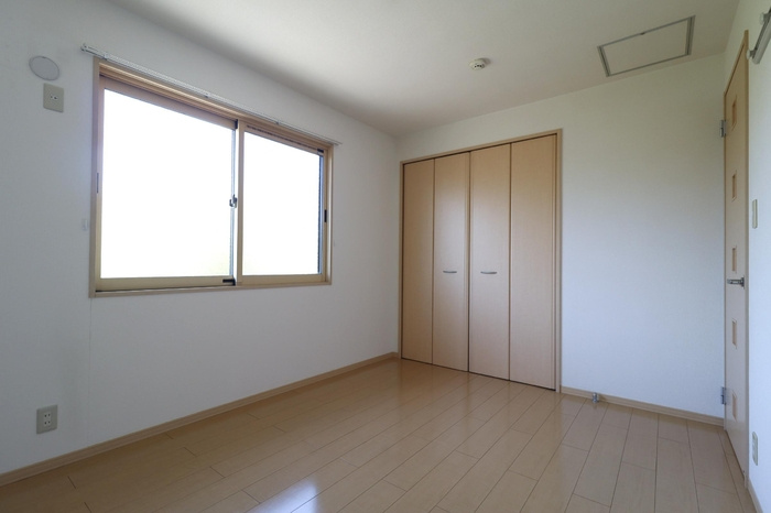 エスペランサＴＡＴＳＵＭＩの居間・リビング