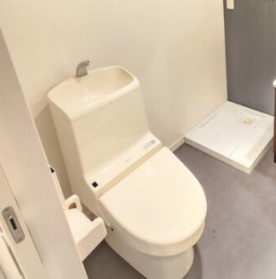 フロースハイム　名古屋市賃貸　仲介手数料無料のトイレ