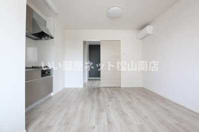 【居間・リビング】 | ＬＵＭＩＥＬＥ越智