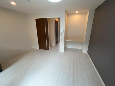 【内装】 | トレモロ | 室内