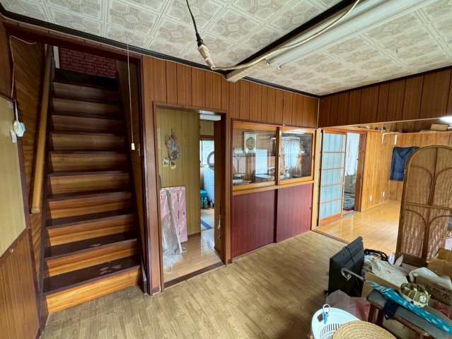 －三丁目不動産ー　深谷市下手計　敷地内に倉庫の内装