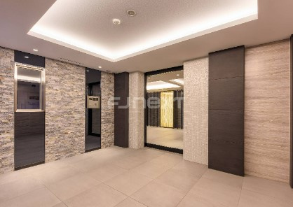 ガーラ・ヒルズ氷川台のロビー