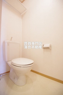 【トイレ】 | グランドウルス | 落ち着いた色調のトイレ