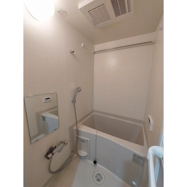 アルファコート蕨５の浴室