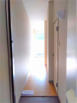 毎日通る玄関はこちらです