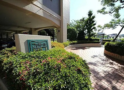 【エントランス】 | ファミール守口