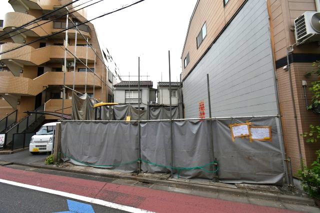 宮前3丁目・建築条件付売地の前面道路含む現地写真