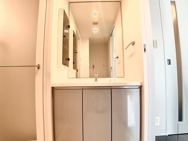 ＫＤＸ川口幸町レジデンスの洗面所