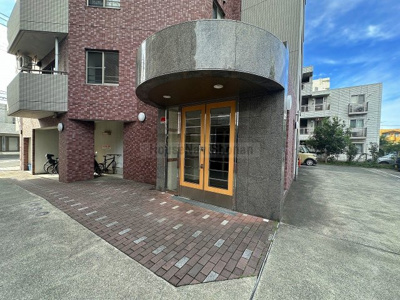 【エントランス】 | アバンサール湘南