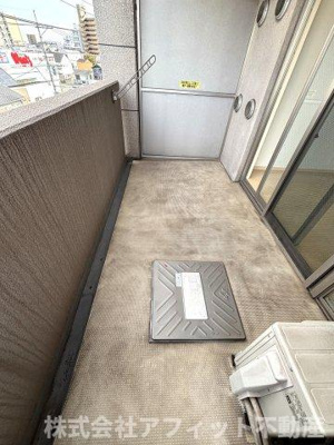 【バルコニー】 | フラットリア笠岡 | 北東向き