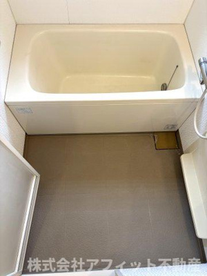 【浴室】 | フラットリア笠岡