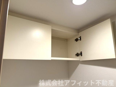 【その他】 | フラットリア笠岡 | トイレ収納棚