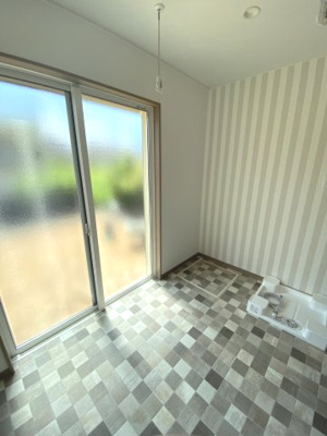 【ランドリースペース】 | 平佐町字三本松 戸建 | ※新築時の写真になります。