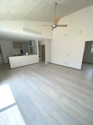 【居間・リビング】 | 平佐町字三本松 戸建 | ※新築時の写真になります。