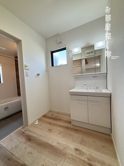 三潴郡大木町大字横溝の新築一戸建の独立洗面台