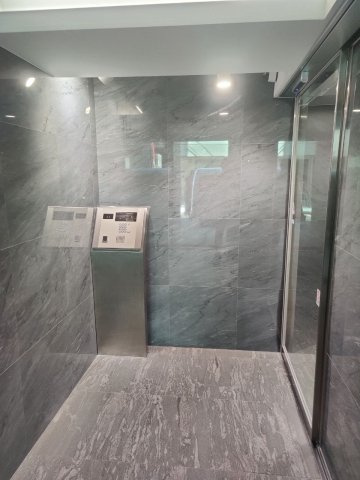 ARTEMIS MINAMI AZABUのエントランス