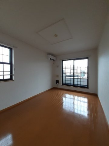 リバーストーン５の居間・リビング|居間です