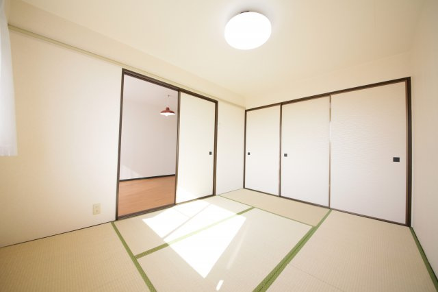 ヴィレッジねむの和室|別部屋同一間取りのお写真となります。